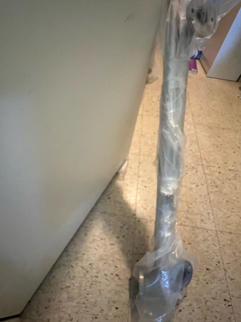BRAND NEW Premium Stainless Steel Grab Bar – 25" Straight